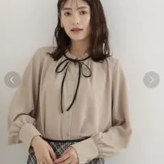 NATURAL BEAUTY BASIC バイカラーリボンプラウス