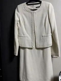 avv セレモニースーツ サイズ38 2回着用
