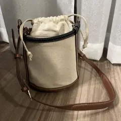 ZARA クロスボディバッグ　ショルダーバッグ　　取り外し可能ストラップ付き