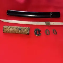 短刀拵え 鮫皮 縁頭 鍔 刀装具　　18 短刀拵え 縁頭 鐔 鮫皮柄 45 - メルカリ