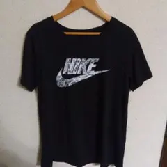 NIKE ナイキ　ブラック　ロゴ 　Tシャツ M　 メンズ　レディース　人気