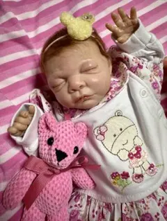 赤ちゃんの人形とぬいぐるみセット