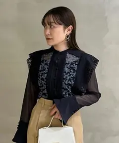 2025年最新】スイッチングレースブラウスの人気アイテム - メルカリ