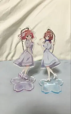 映画 五等分の花嫁 HICUL アクリルスタンド　中野二乃　中野三玖のサムネイル
