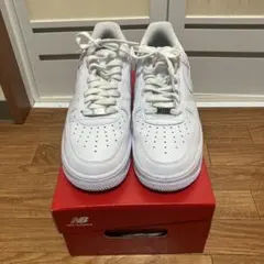 美品ナイキ エア フォース 1 '07 WHITE/WHITEサイズ27.0
