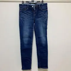 Item thumbnail for item 8ca5e515-d856-4a1a-90f2-9401cdde7b20