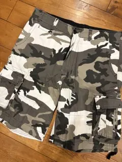 【ROTHCO】Vintage Camo Utility Shorts(WL)のサムネイル