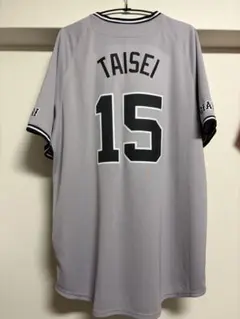 【タグ付き・未使用品】読売ジャイアンツ　E.ヘルナンデス NIKE Mサイズ タグ付き・未使用品】読売ジャイアンツ E.ヘルナンデス NIKE M