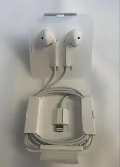 Apple EarPods Lightningコネクタ 有線イヤホン