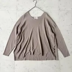 ユナイテッドアローズ Vネックカットソー 長袖ニット 絹シルク混 トップスのサムネイル