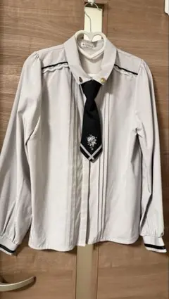 axes femme　ショートタイセットブラウス　Lサイズ