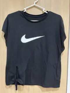 NIKEナイキきりっぱなし前結びDRY FIT 前リボンTシャツS ブラックのサムネイル