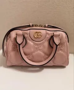 グッチ GUCCI GGマトラッセ レザー ミニバッグ 3Way ピンク - メルカリ