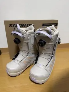 SALOMONスノーボードブーツ BOAシステム ホワイト/グレー SALOMONスノーボードブーツ BOAシステム ホワイト/グレー - メルカリ