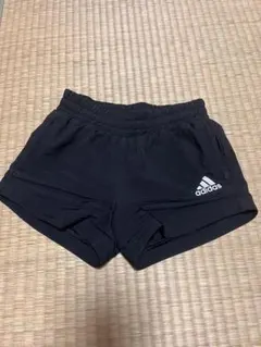 adidas ハーフパンツ 120cm 黒