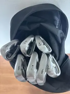 ❗️1月迄❗️adidasキャディバッグ&ダンロップゼクシオアイアン7本セット
