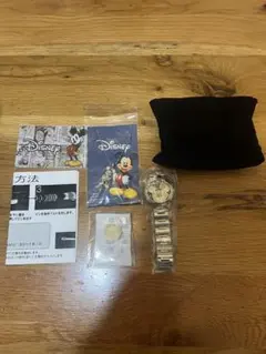 ✨未使用品✨ミッキー生誕80周年記念 ディズニーウォッチ（ダイヤ入り）フルセットのサムネイル