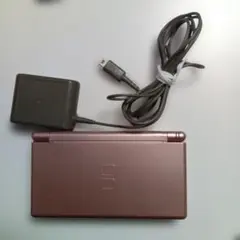 Nintendo DS Lite メタリックロゼ 本体 純正充電器付 動作確認済