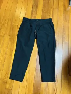 イージー　スラックス　ブラック