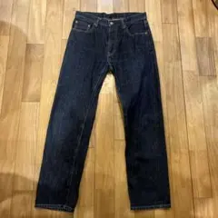 UNIQLO ダークブルーデニム