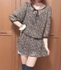 RETRO GIRL ブルー×オレンジ 花柄 7分袖チュニックのサムネイル