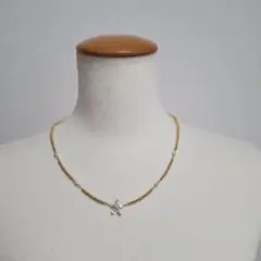 【美品】レリアン　フラワーモチーフネックレス　パール　ゴールド