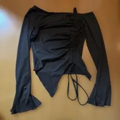 Dazyブラックオフショルダー長袖トップス