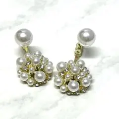 パール調ゴールドカラーピアス