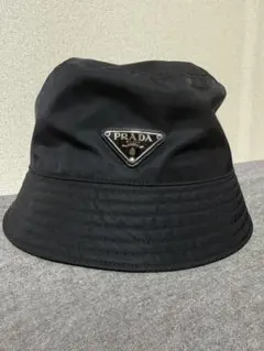 極美品】PRADA バケットハット RE-NYLON 黒 S 三角ロゴ - メルカリ