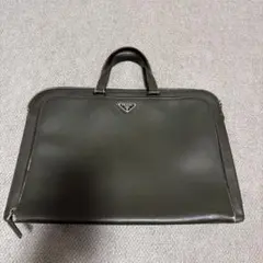 PRADA サフィアーノレザー ブリーフケース カーキ A4収納可