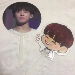 BTS うちわ ジョングク