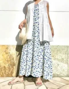 新品 UNIQLO ユニクロ プリント キャミソール フレア ワンピース 青小花
