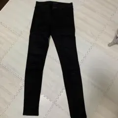 UNIQLO スキニーパンツ ブラック 25