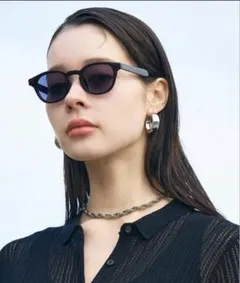 【新品未使用】Zoff ウエリントン型 調光 軽量 UVカット ユニセックスのサムネイル