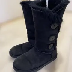 訳あり　UGG グレー ボタン付きロングブーツ