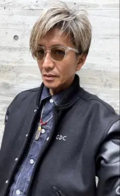サングラス　木村拓哉　プライベート着用　調光　キムタク