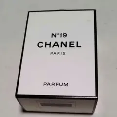 未開封 CHANEL 香水 no.19 パルファム 14ml