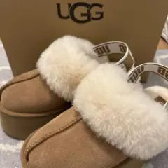 2025年最新】ugg サンダル 23の人気アイテム - メルカリ