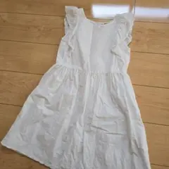 H&M ホワイト レース　フリル　 ワンピース 128cm