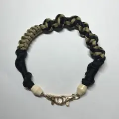 パラコード　ハンドストラップ　スマホストラップ　黒✖︎ベージュ