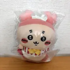 ちいかわ　レストラン　ホール担当なマスコット　カニ　古本屋　ぬいぐるみ