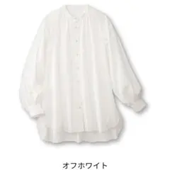 オンワードコラボ　バンドカラーギャザーシャツチュニック　オフ白　М
