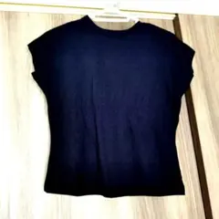 ノースリーブ黒Tシャツ Sサイズ　Mサイズ