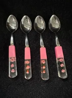 Item thumbnail for item 2428120d-9f11-4746-9887-bd0fc028908a