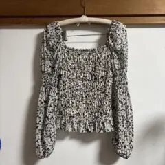 リエンダ オフショル 花柄ブラウスのサムネイル
