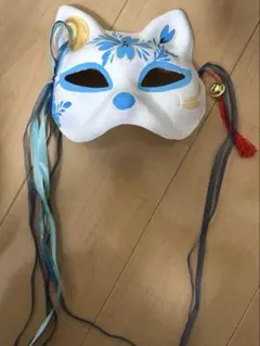 狐のお面　マスク 青い花模様
