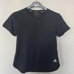 adidas アディダス　Tシャツ　ヨガ　ジム　フィットネス