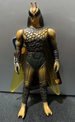 仮面ライダークウガ「メ・バヂス・バ」羽付き ソフビ 未使用品 当時物