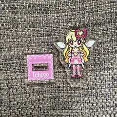 劇場版アイカツ！ どっと！ミニアクリルスタンド 星宮いちご オーロラキスコーデ