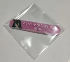 匿名配送】アストンマーチャン 担当称号アクリルバッジ - メルカリ